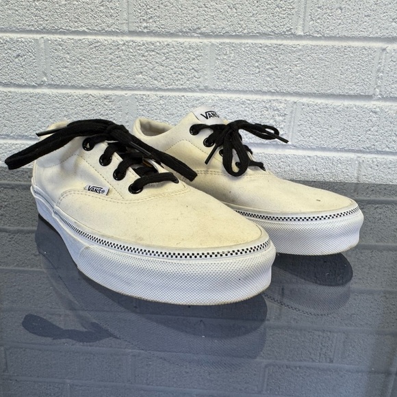 Vans Cream and Black Skate-Style Sneakers - Picture 3 of 14